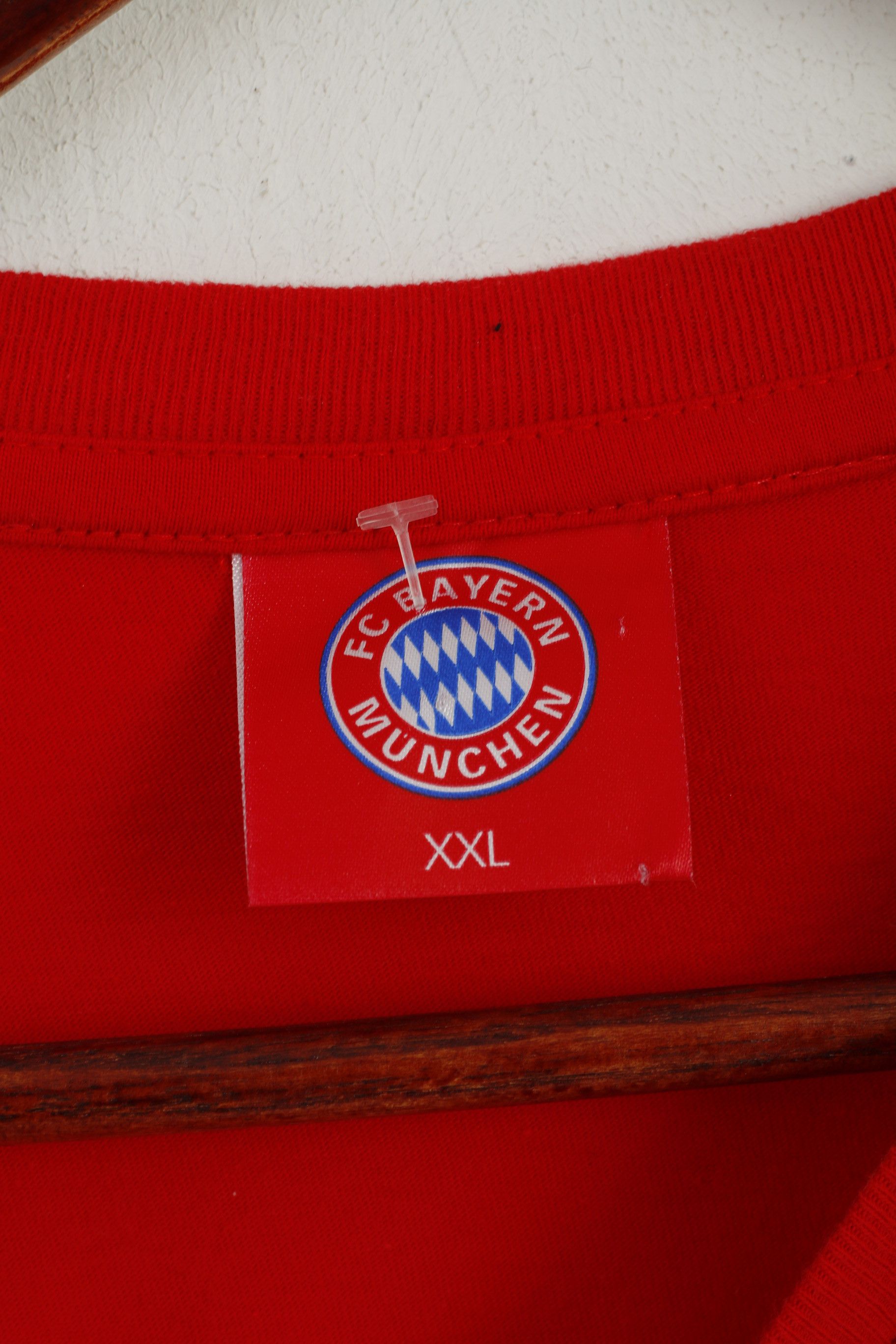Other FC Bayern Munchen Men XXL T- Shirt Red 18 Klose 6739 Size US XXL / EU 58 / 5 - 4 Thumbnail