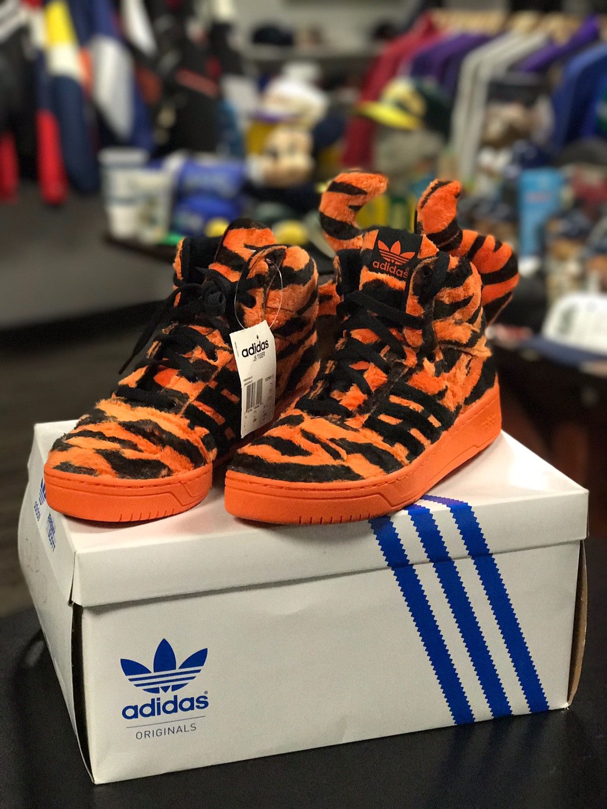 Adidas jeremy scott tiger best sale