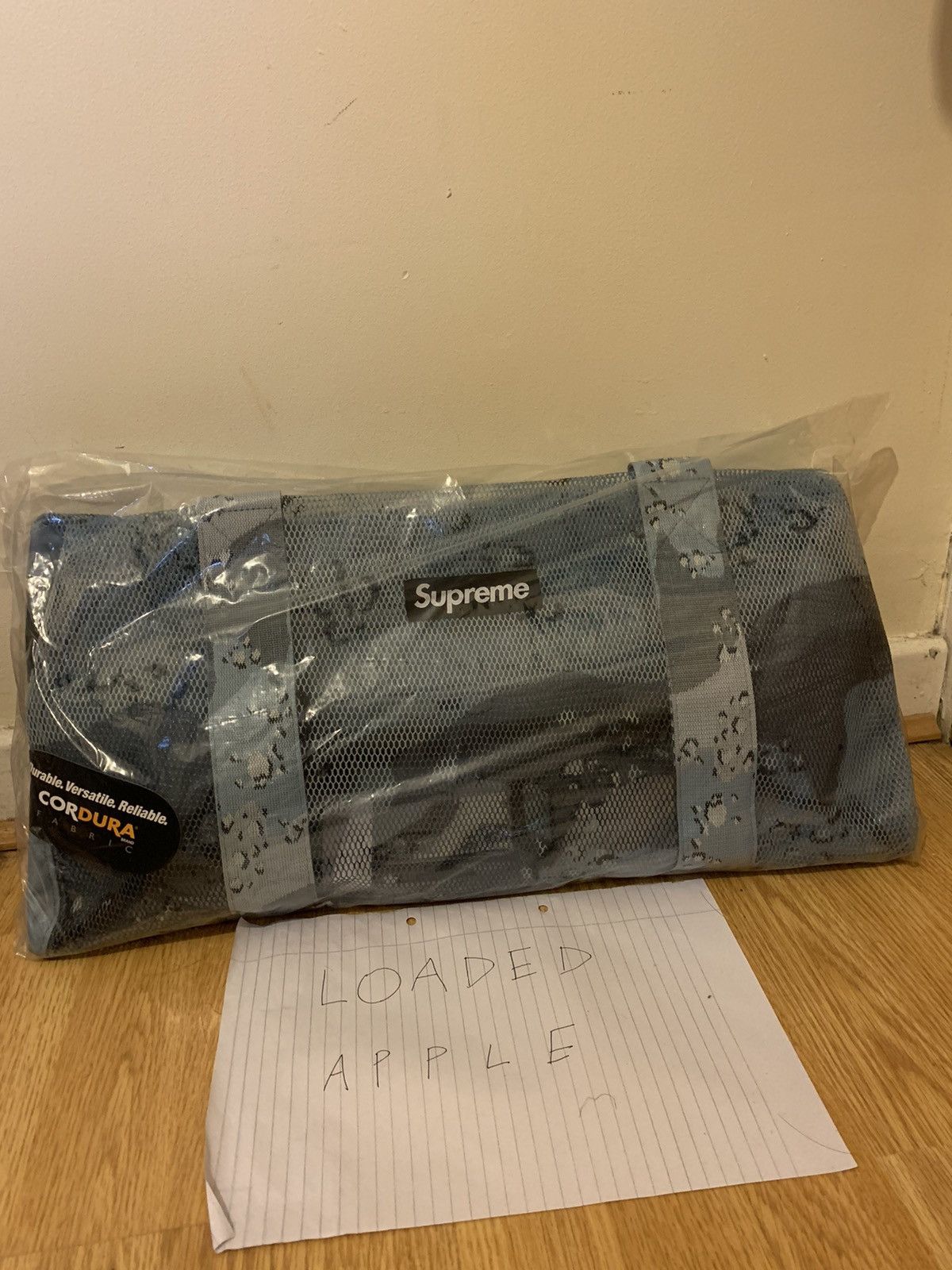 Supreme Big Duffle Bag (SS20) Blue Chocolate Chip Camo