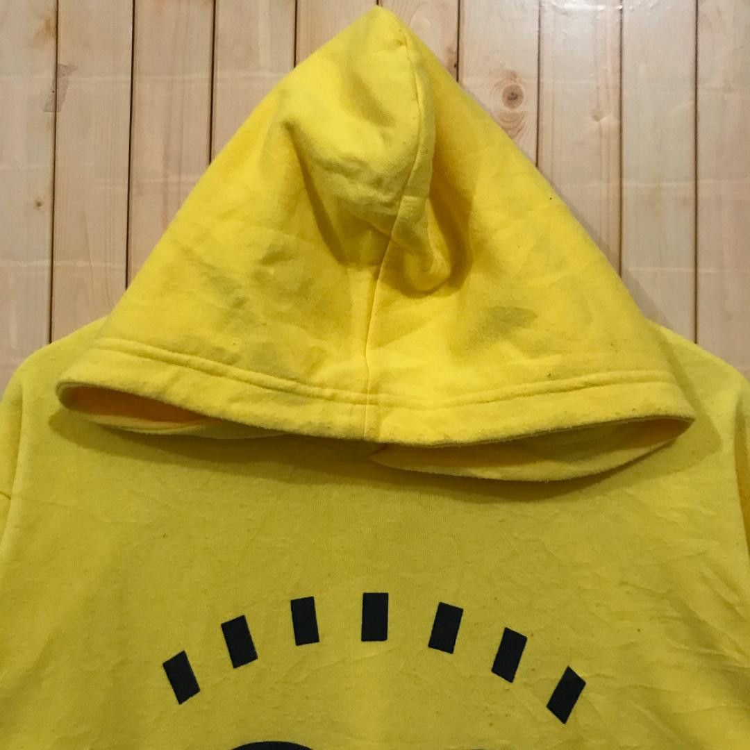 Japanese Brand Japanese Brand minions sweatshirt hoodie big logo Size US XL / EU 56 / 4 - 10 Thumbnail