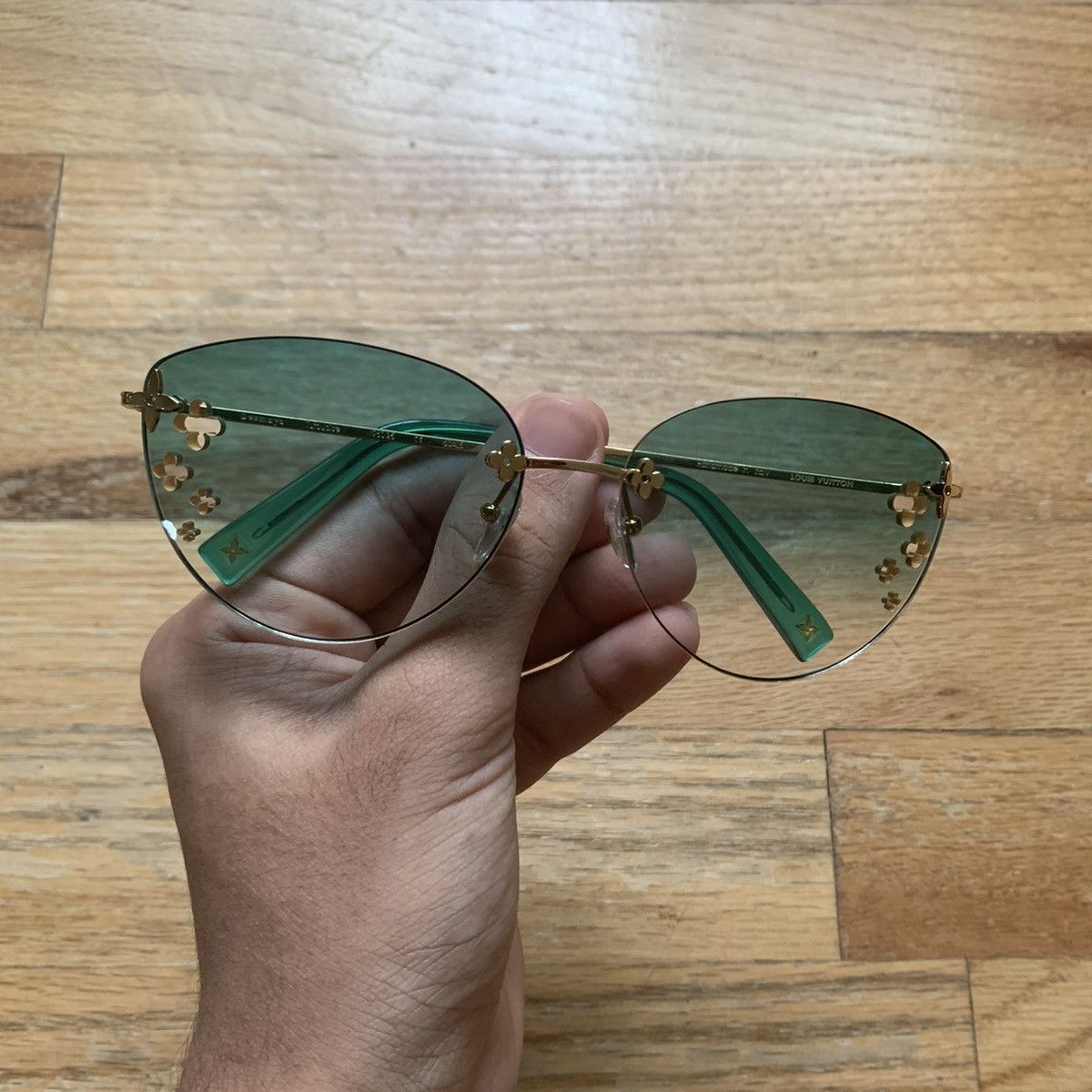 LOUIS VUITTON Desmayo Monogram Sunglasses 11742