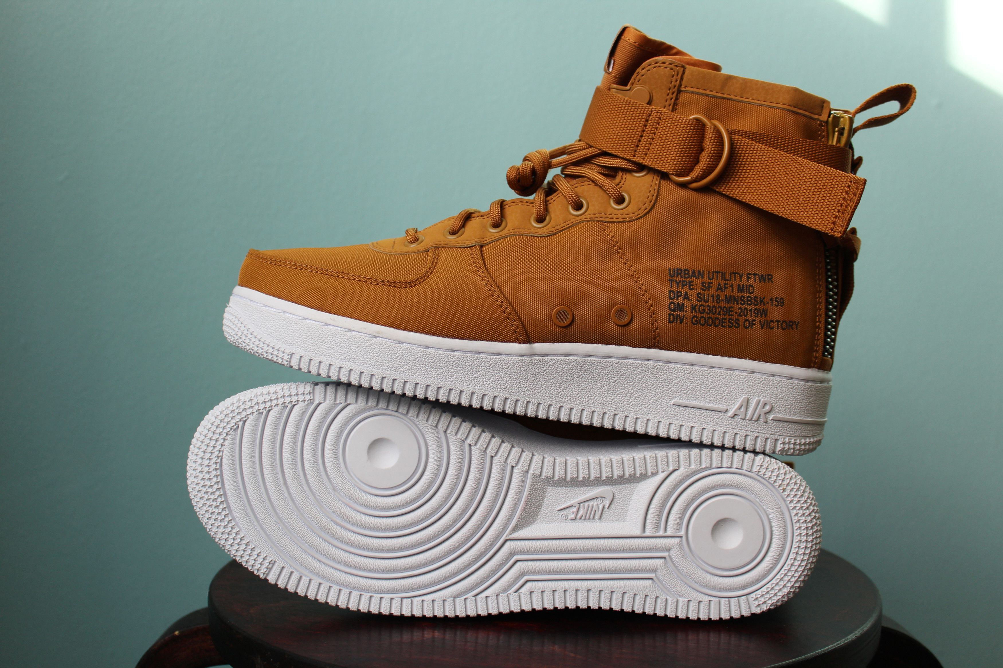 Nike sf af1 mid desert ochre best sale