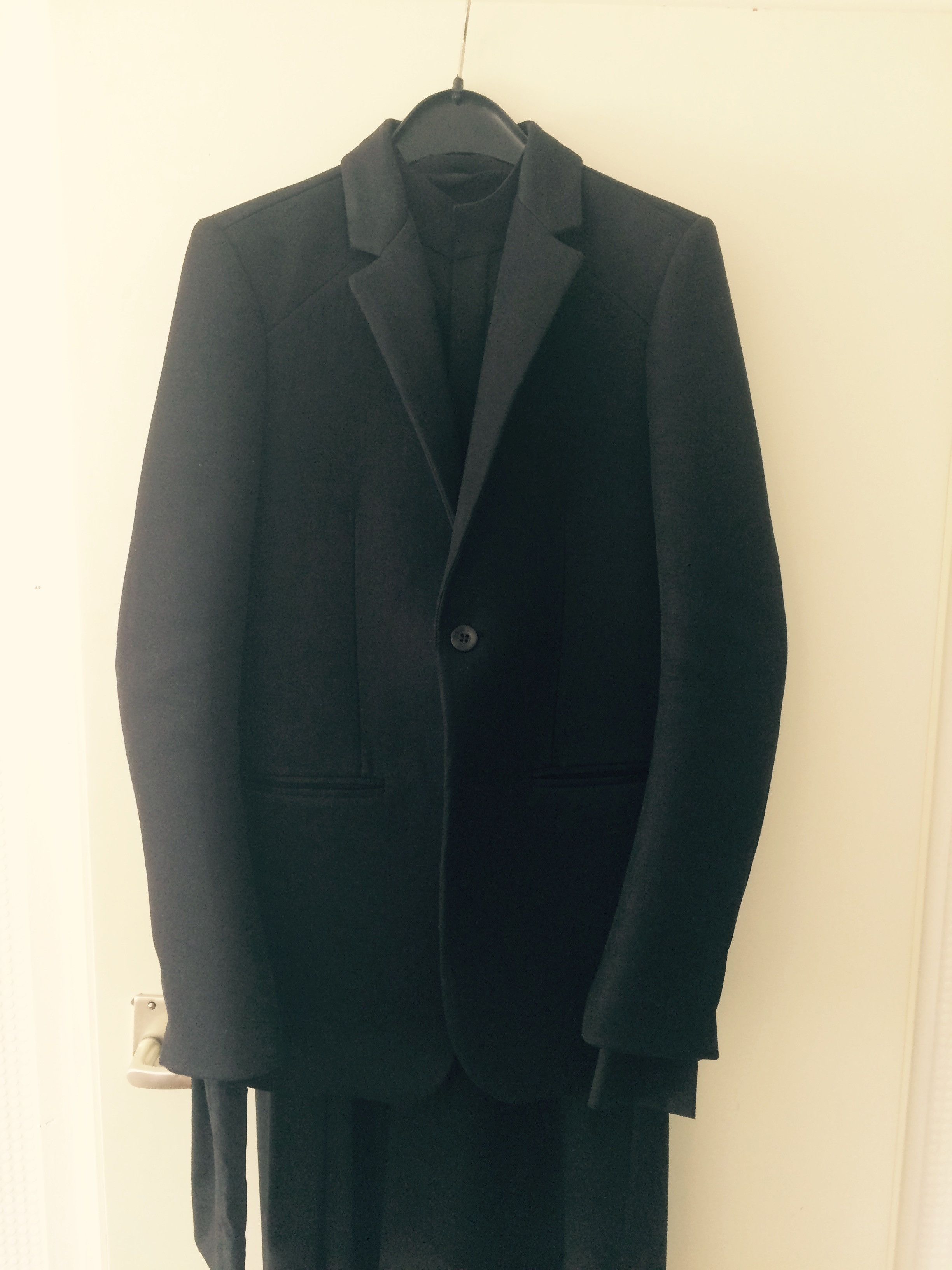 Dislocated Shoulder Blazer