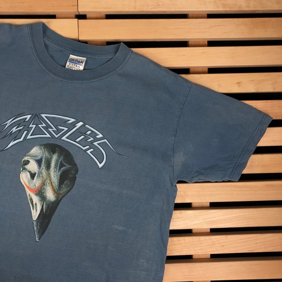 Band Tees Mens Vintage T Shirt Eagles North American Tour 2002 Size M Size US M / EU 48-50 / 2 - 2 Thumbnail