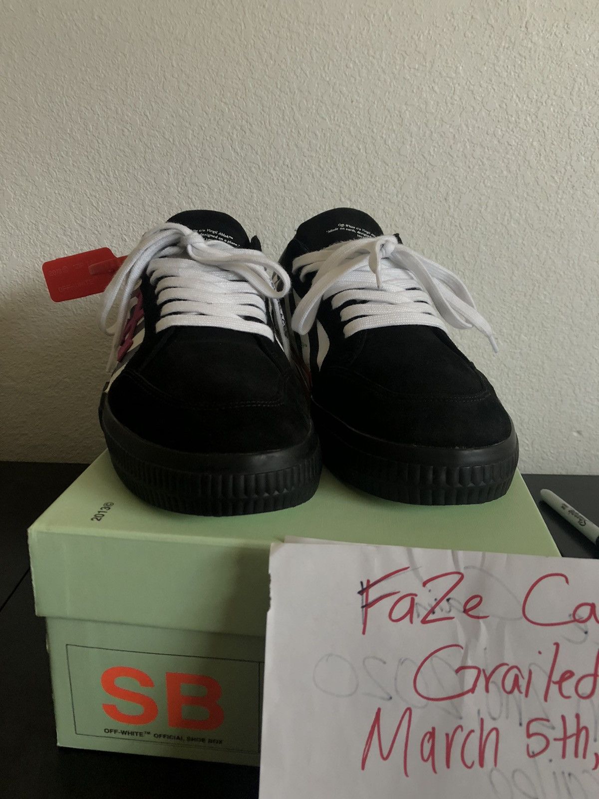 Off-White Off-White Sneakers Size US 11.5 / EU 44-45 - 2 Preview