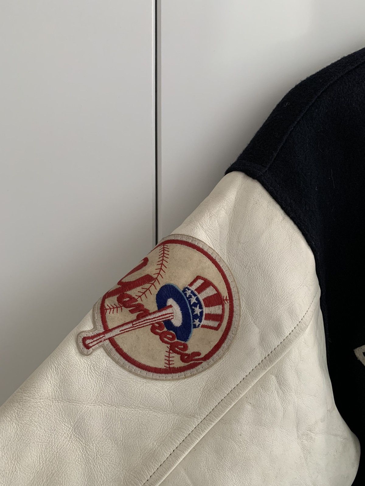New York Yankees New York Yankees Varsity Jacket Wool Leather Embroidered Size US M / EU 48-50 / 2 - 5 Thumbnail