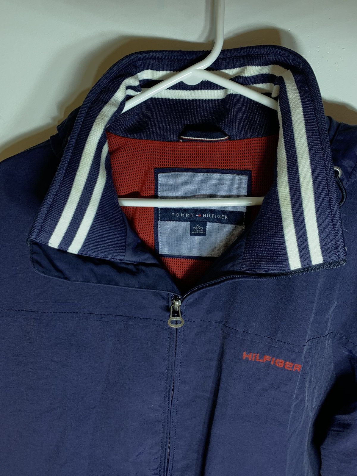 Tommy Hilfiger Vintage Tommy Hilfiger zip up jacket Size US XL / EU 56 / 4 - 3 Thumbnail