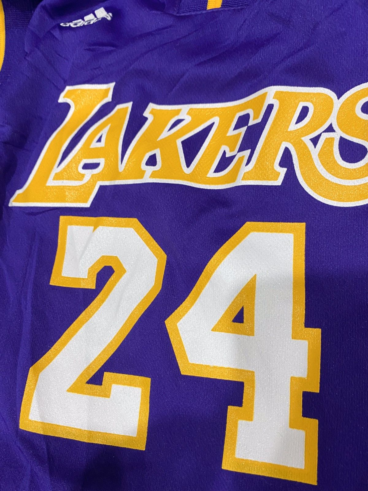 Kobe Bryant #24 lakers popular Youth