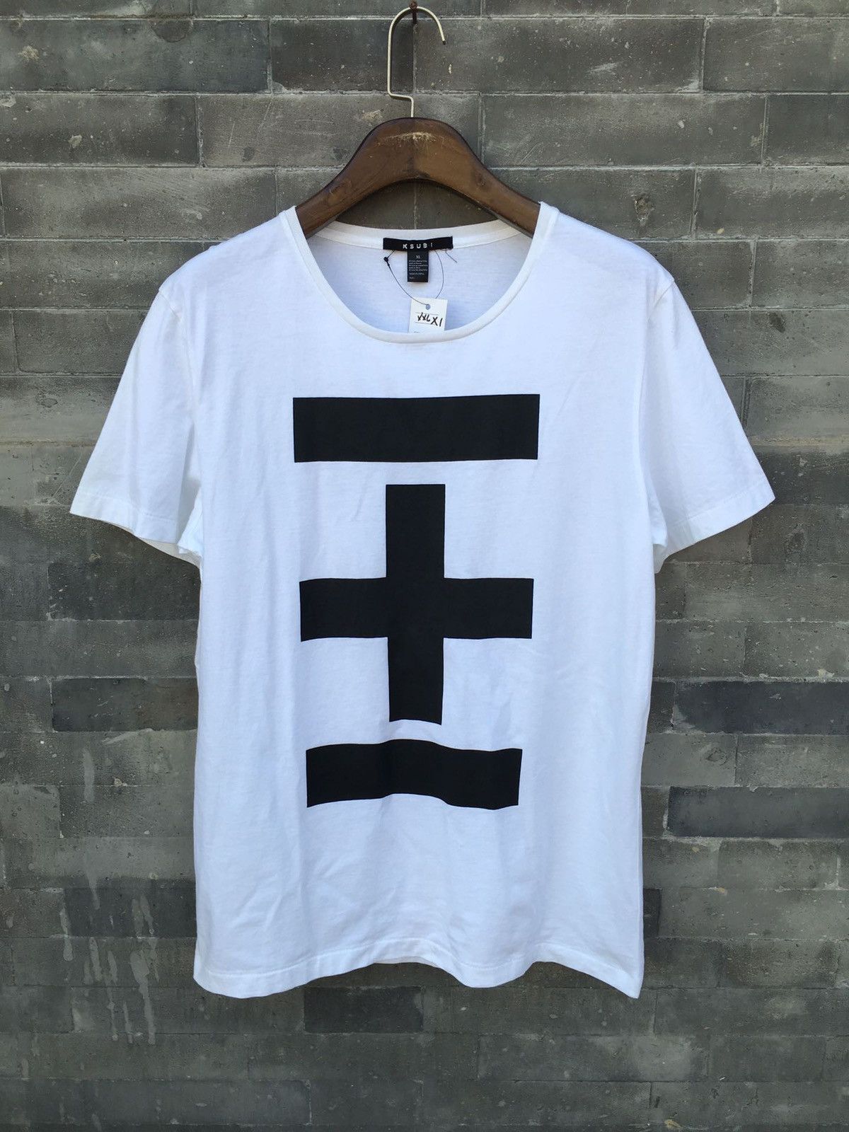 Kusubi T-shirt