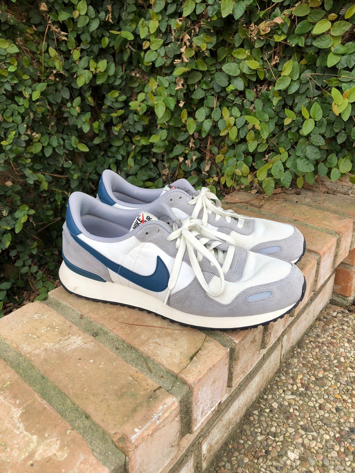 Nike Nike Vintage retro running shoes Size US 12 / EU 45 - 1 Preview