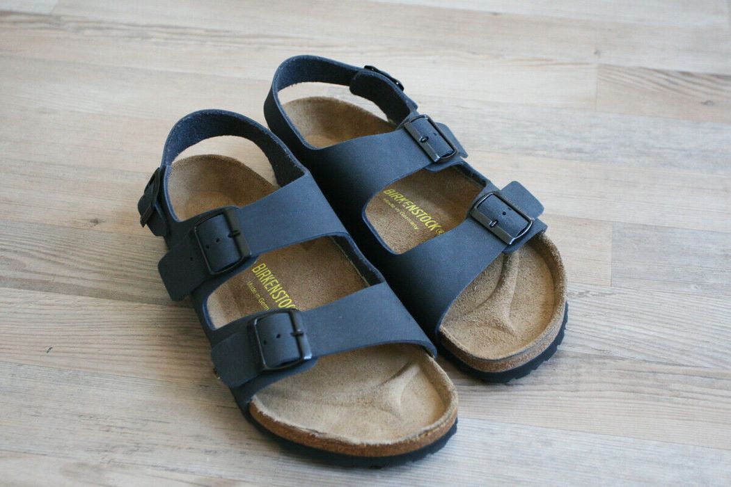 Birkenstock l11m9 store