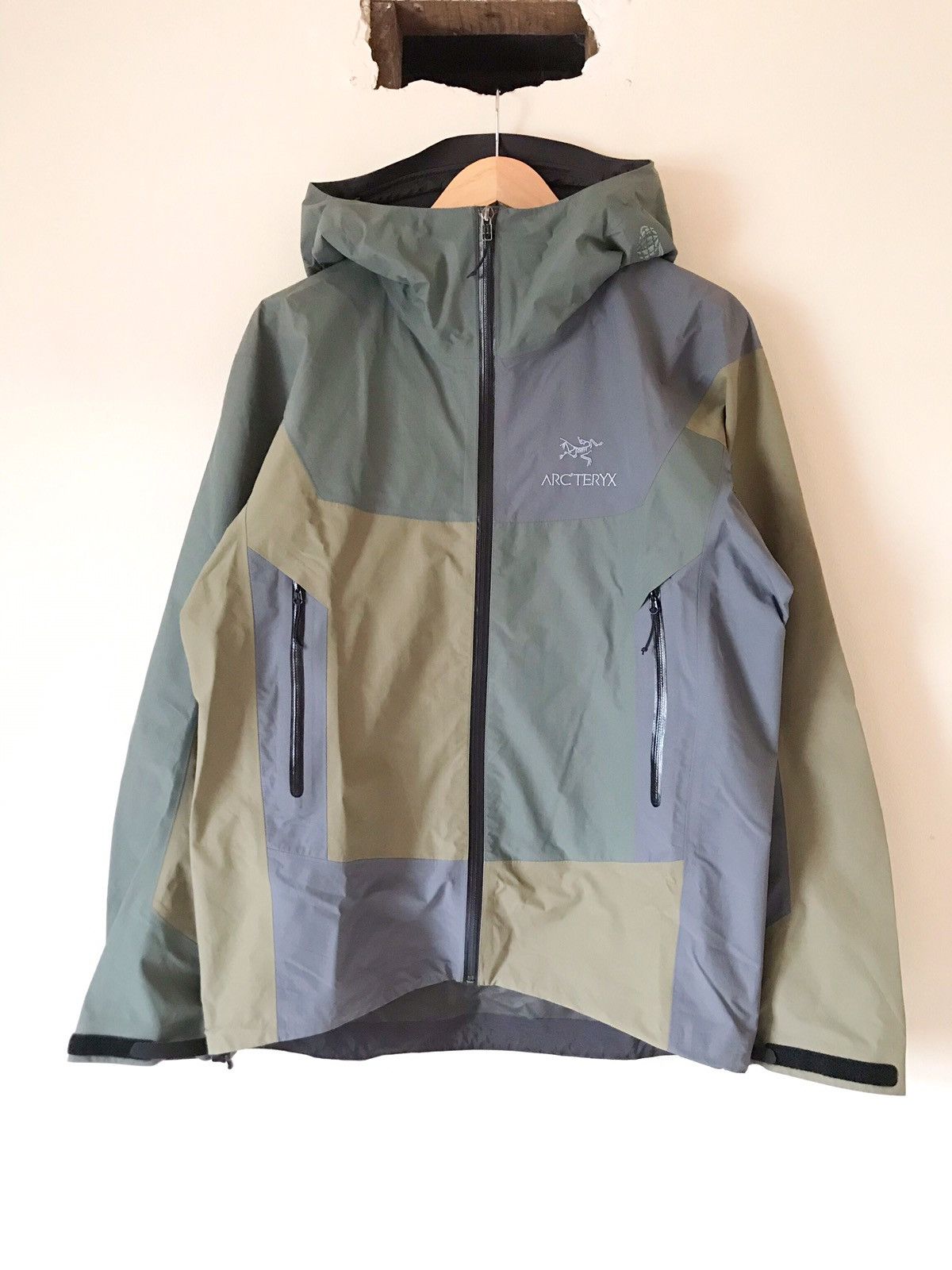 豊富な商品から Arcteryx Arc'teryx Beams Jacket Goretex Patchwork SL Beta ジャケット・アウター