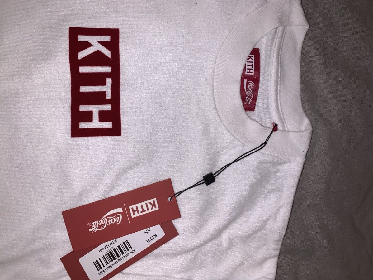 Coca Cola × Kith Kith x Coca Cola Global Long sleeve tee white Size US XS / EU 42 / 0 - 2 Thumbnail