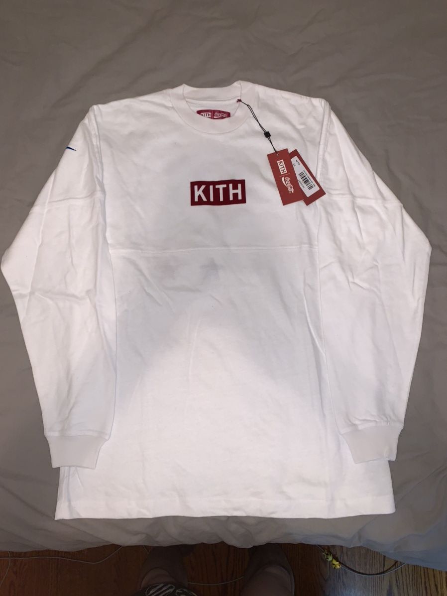Coca Cola × Kith Kith x Coca Cola Global Long sleeve tee white Size US XS / EU 42 / 0 - 1 Thumbnail