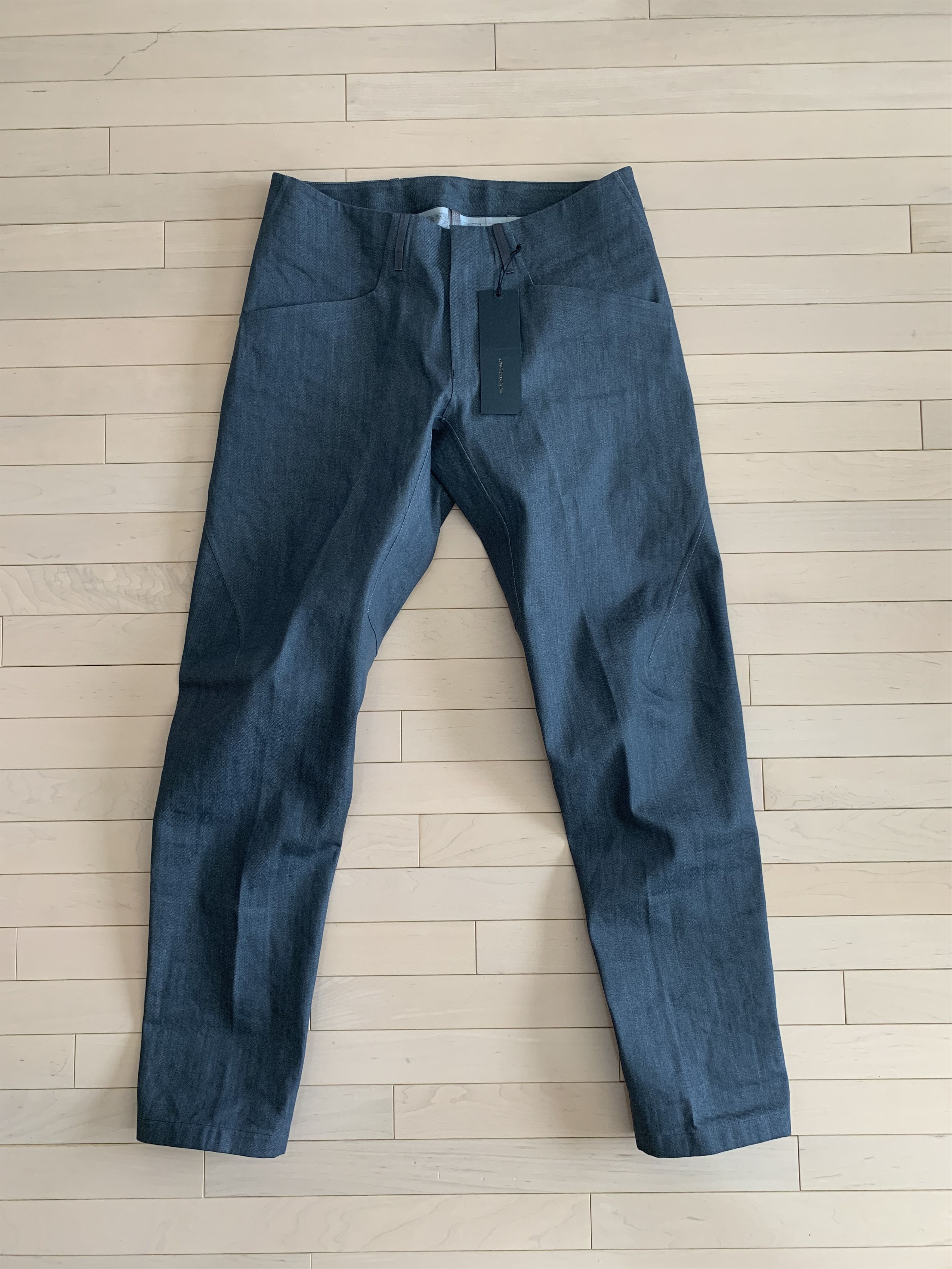 Cambre Pant - Lead