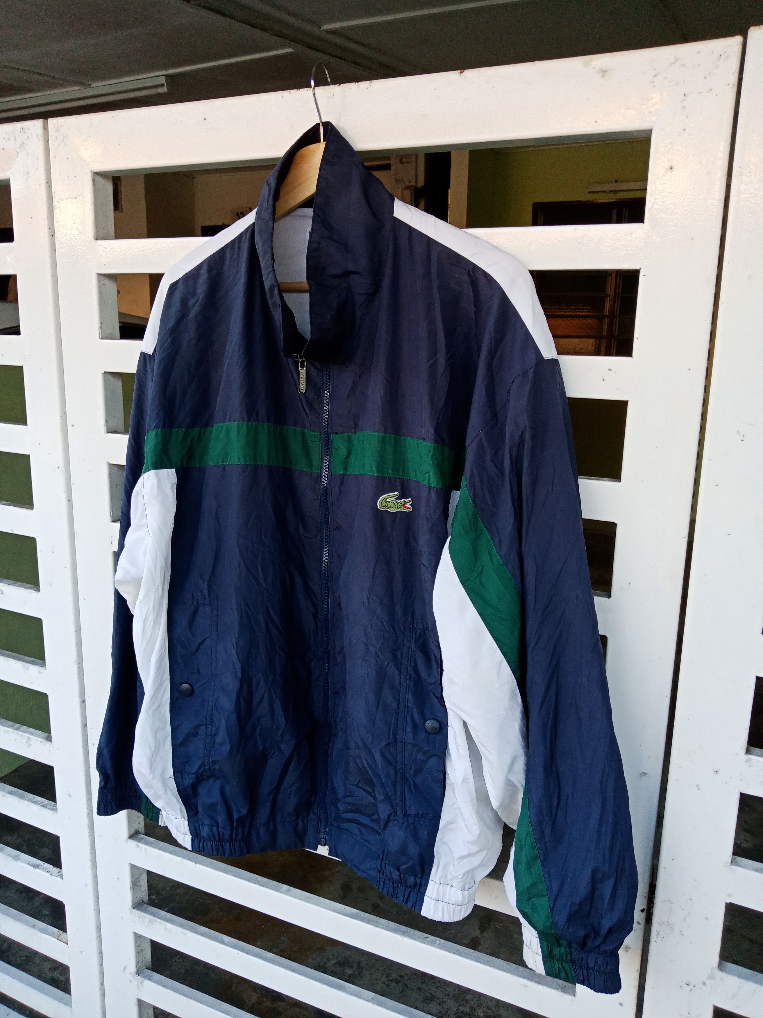Lacoste Lacoste Tri-Colored Spell Out Big Logo Light Jacket Size US L / EU 52-54 / 3 - 6 Thumbnail