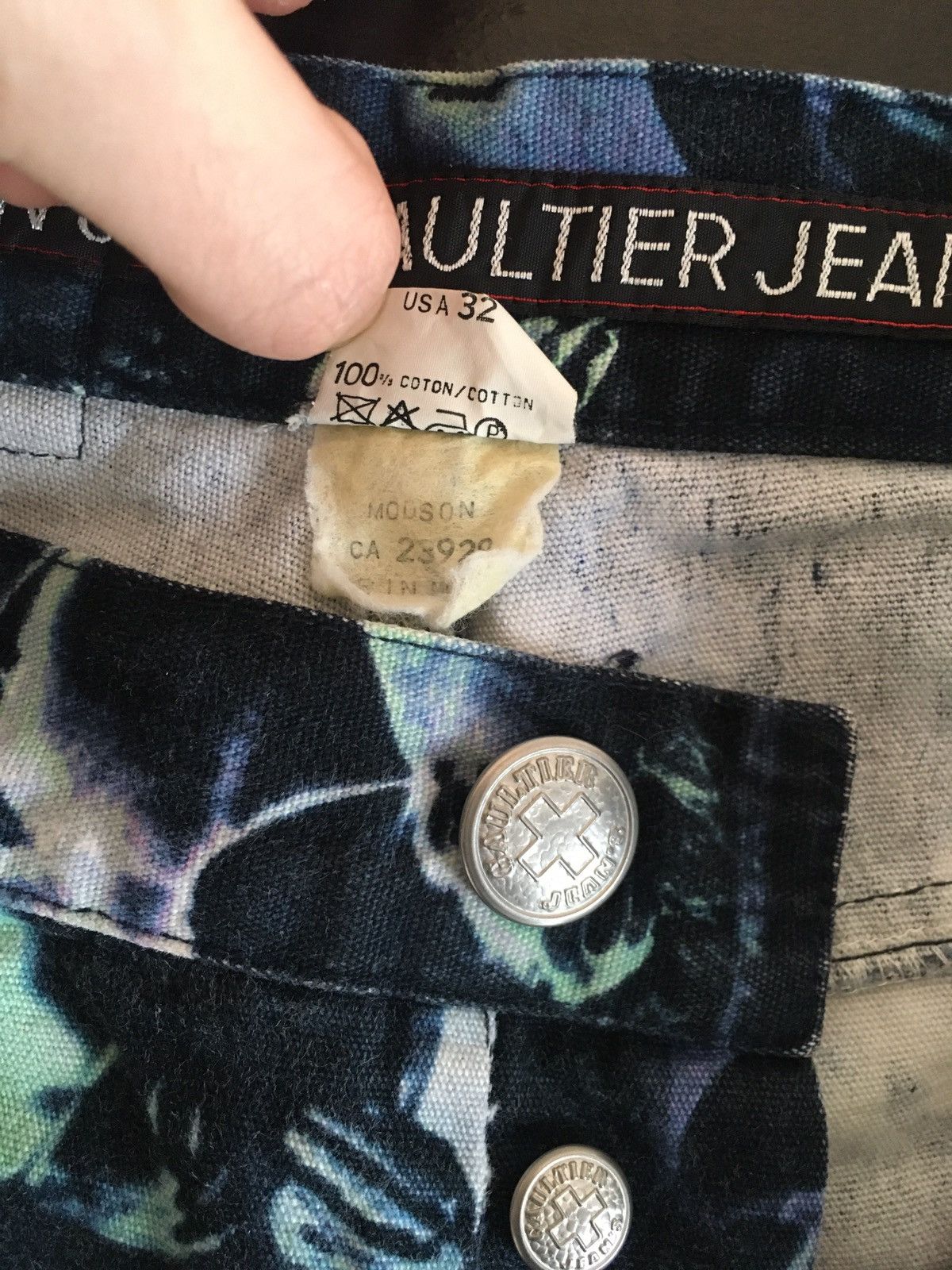 Jean Paul Gaultier Vintage aw91 Jean Paul Gaultier denim face print Size US 30 / EU 46 - 10 Thumbnail