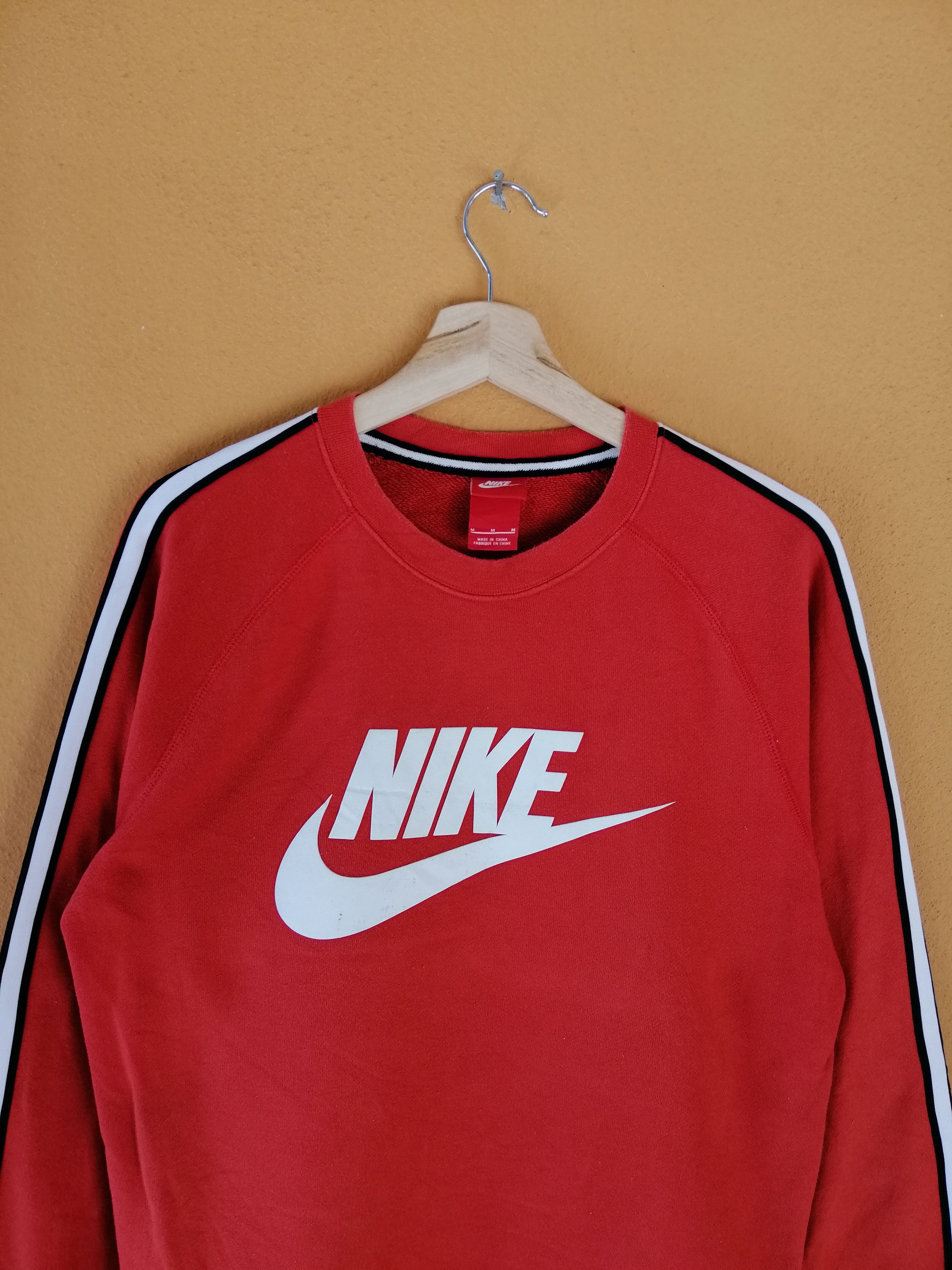 Nike × Vintage Vintage Nike Big Logo Sweatshirt Size US M / EU 48-50 / 2 - 6 Thumbnail
