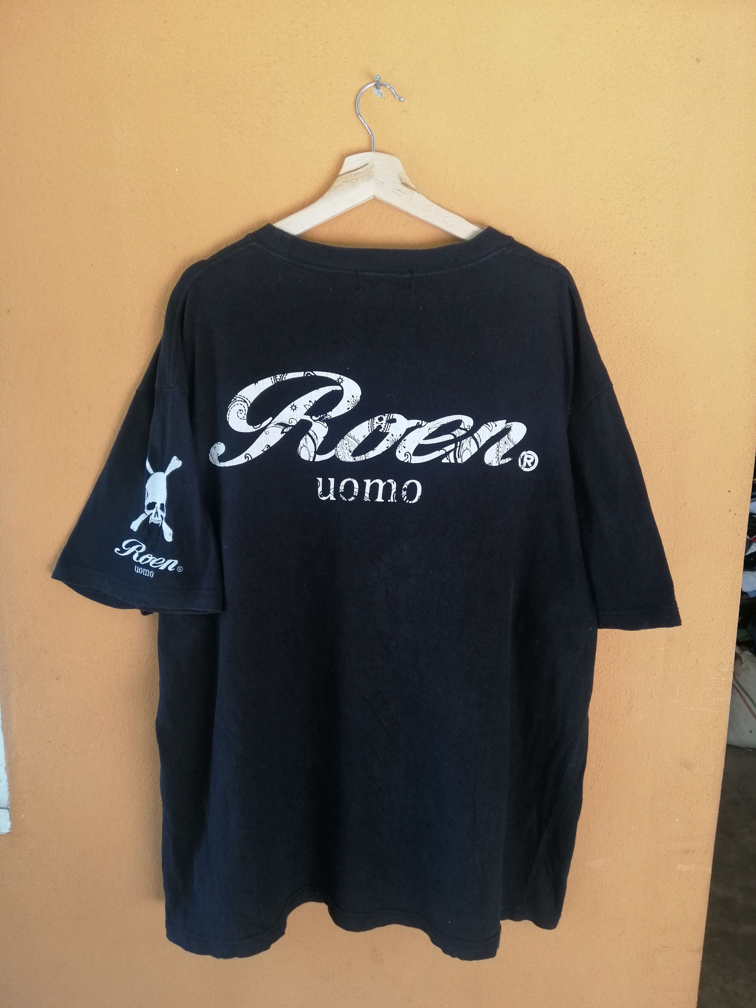Japanese Brand Vintage Roen Uomo Tshirt Punk Shirt Size US XL / EU 56 / 4 - 1 Thumbnail