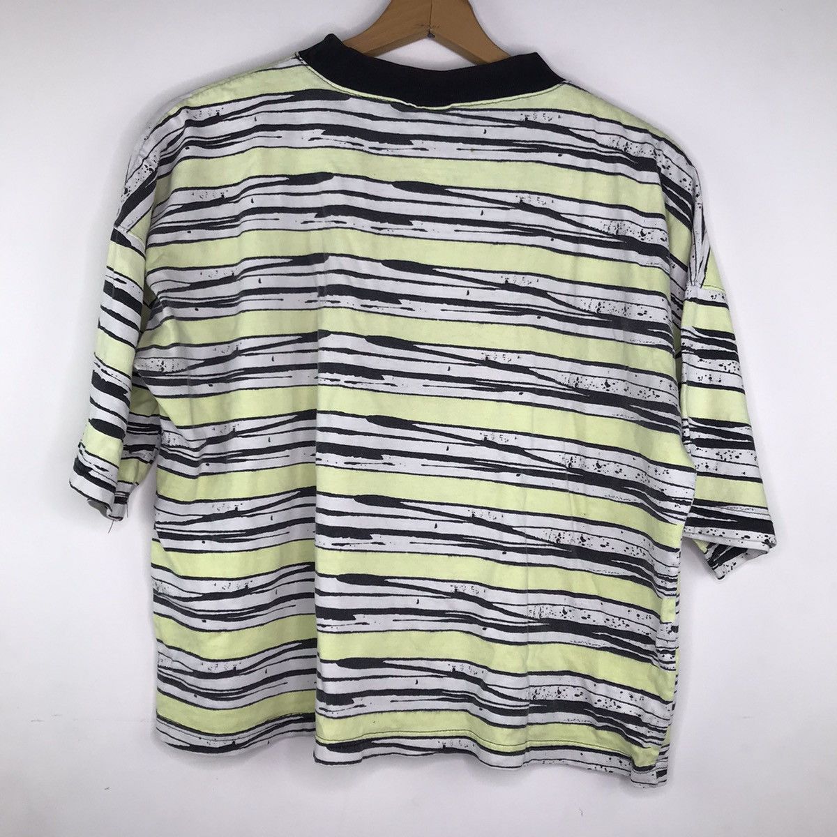 Vintage Vintage 90s Surf Skate Ocean Pacific Striped Tee Size US M / EU 48-50 / 2 - 6 Thumbnail