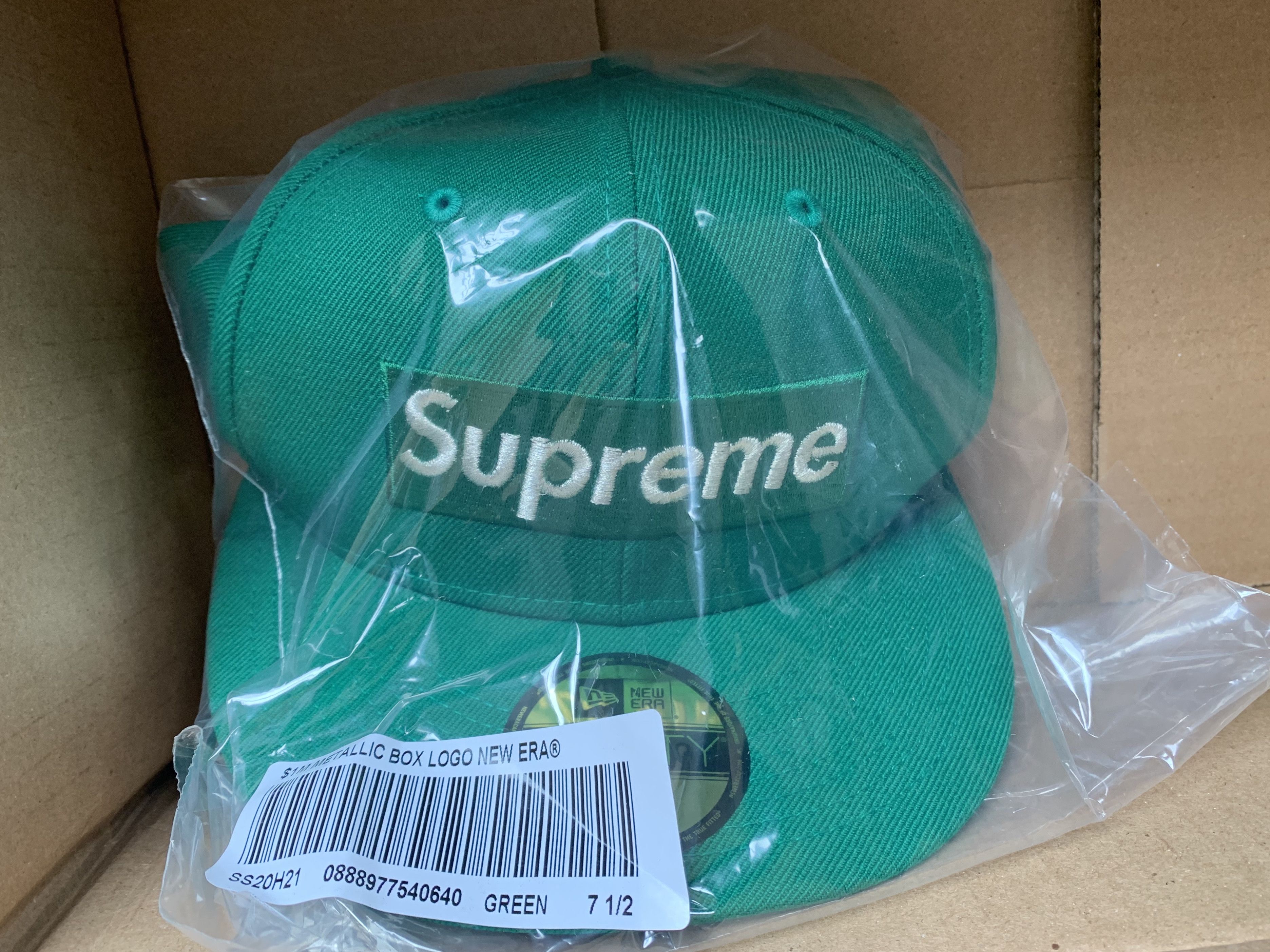 Supreme $1M Metallic Box Logo New Era 'Light Blue