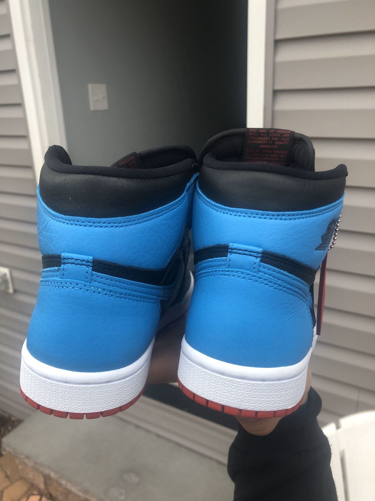 Jordan Brand Air Jordan 1 Retro High OG UNC to CHI Size US 6 / EU 39 - 2 Thumbnail