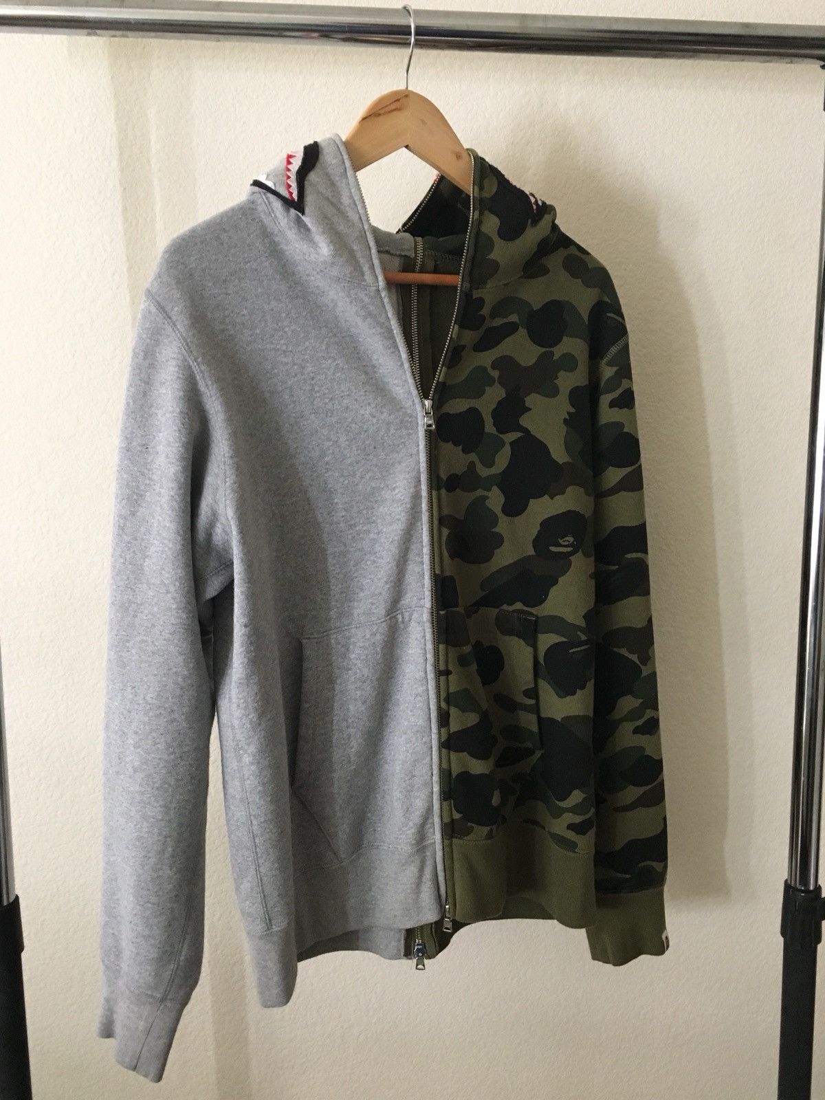 Bape BAPE HALF SHARK FULL ZIP 1ST CAMO Size US L / EU 52-54 / 3 - 3 Thumbnail