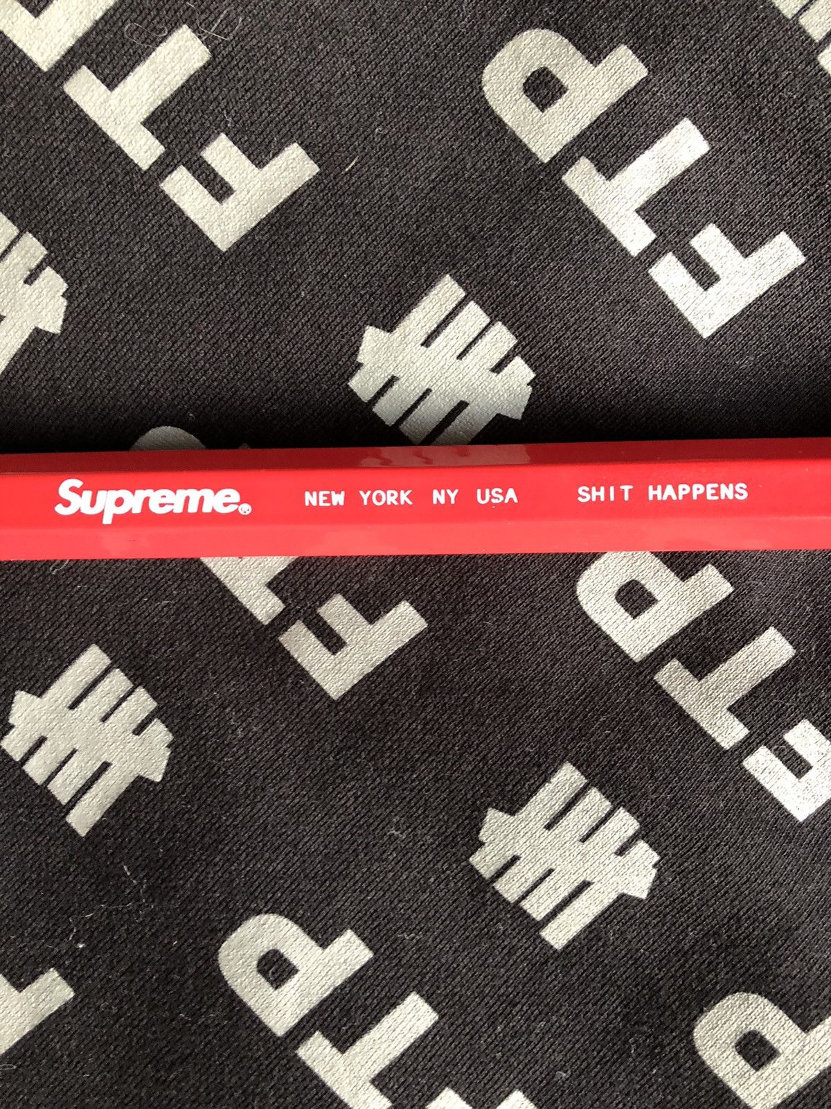 Supreme × Crowbar Supreme Tool Crowbar Red - FW15 - US