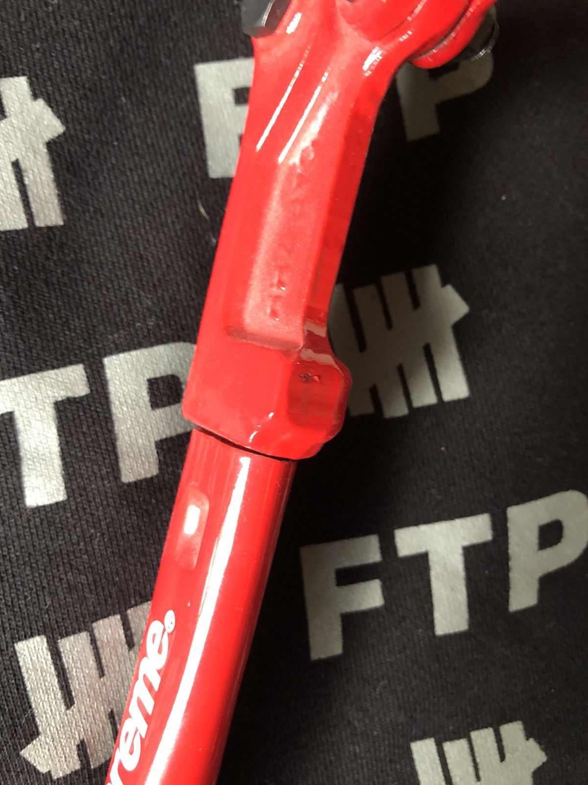 Supreme Bolt cutters