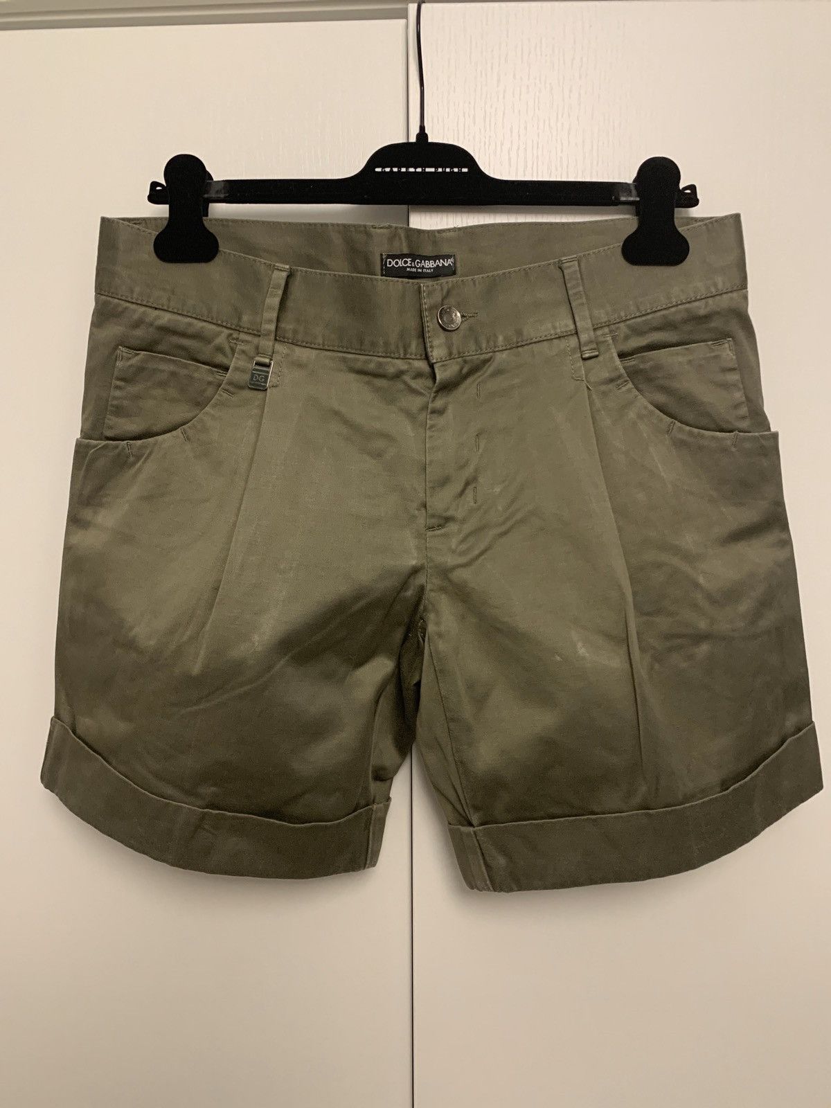 Dolce & Gabbana Kaki shorts Size US 34 / EU 50 - 1 Thumbnail