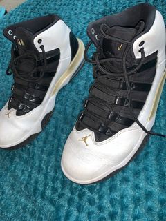 Jordan max aura black clearance and gold