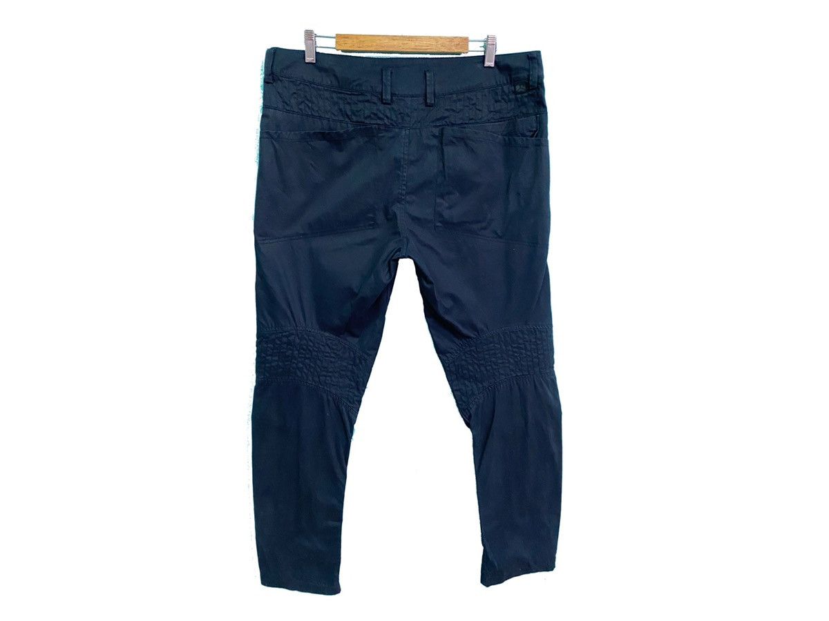 Hussein Chalayan × Puma PUMA X HUSSEIN CHALAYAN PADING KNEE PANT Size US 36 / EU 52 - 4 Thumbnail