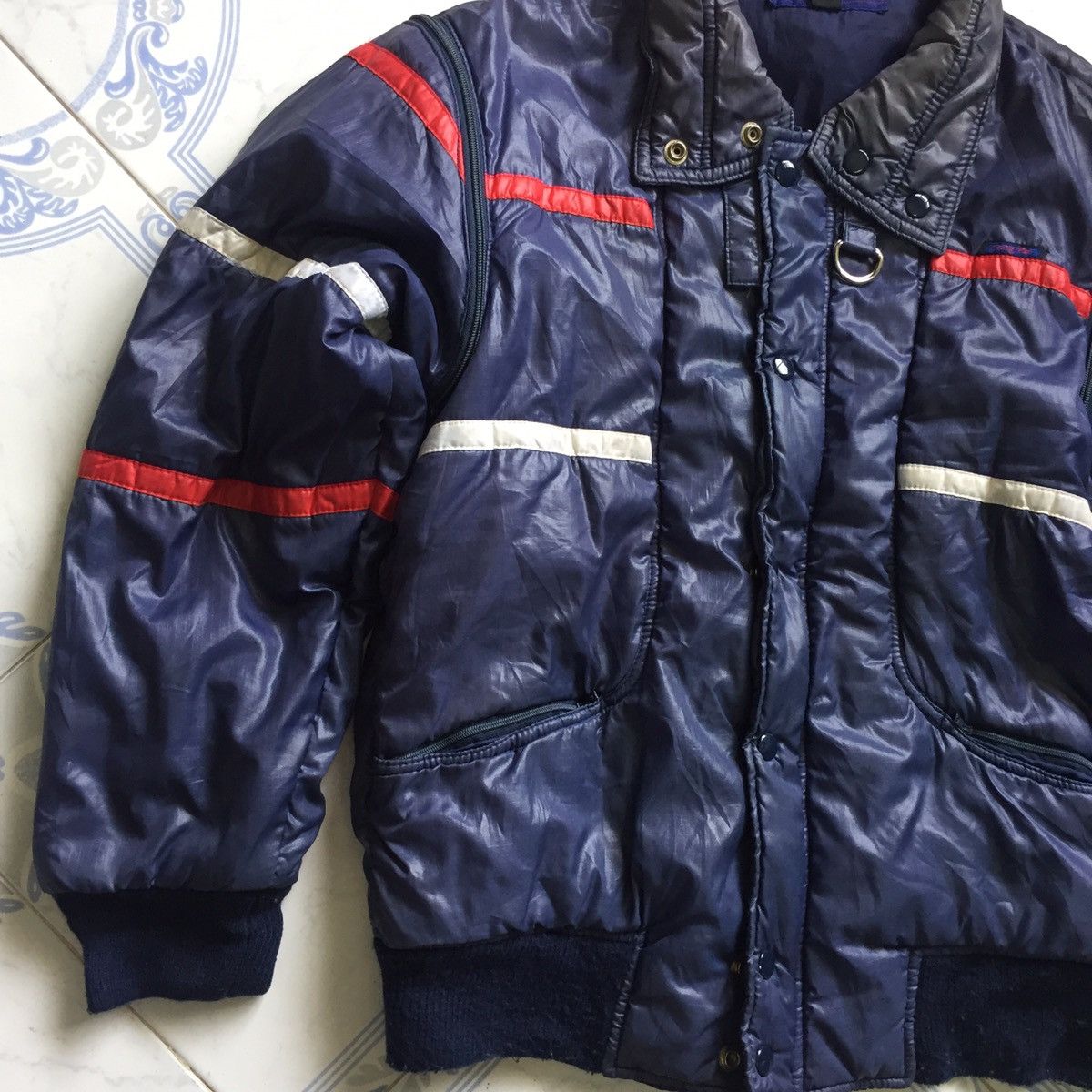 Japanese Brand Sun Faded Center Man Puffer Like Jacket Detachable Sleeve Size US L / EU 52-54 / 3 - 4 Thumbnail