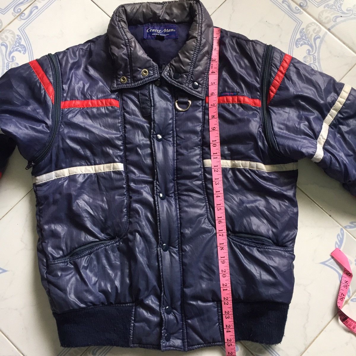 Japanese Brand Sun Faded Center Man Puffer Like Jacket Detachable Sleeve Size US L / EU 52-54 / 3 - 23 Thumbnail