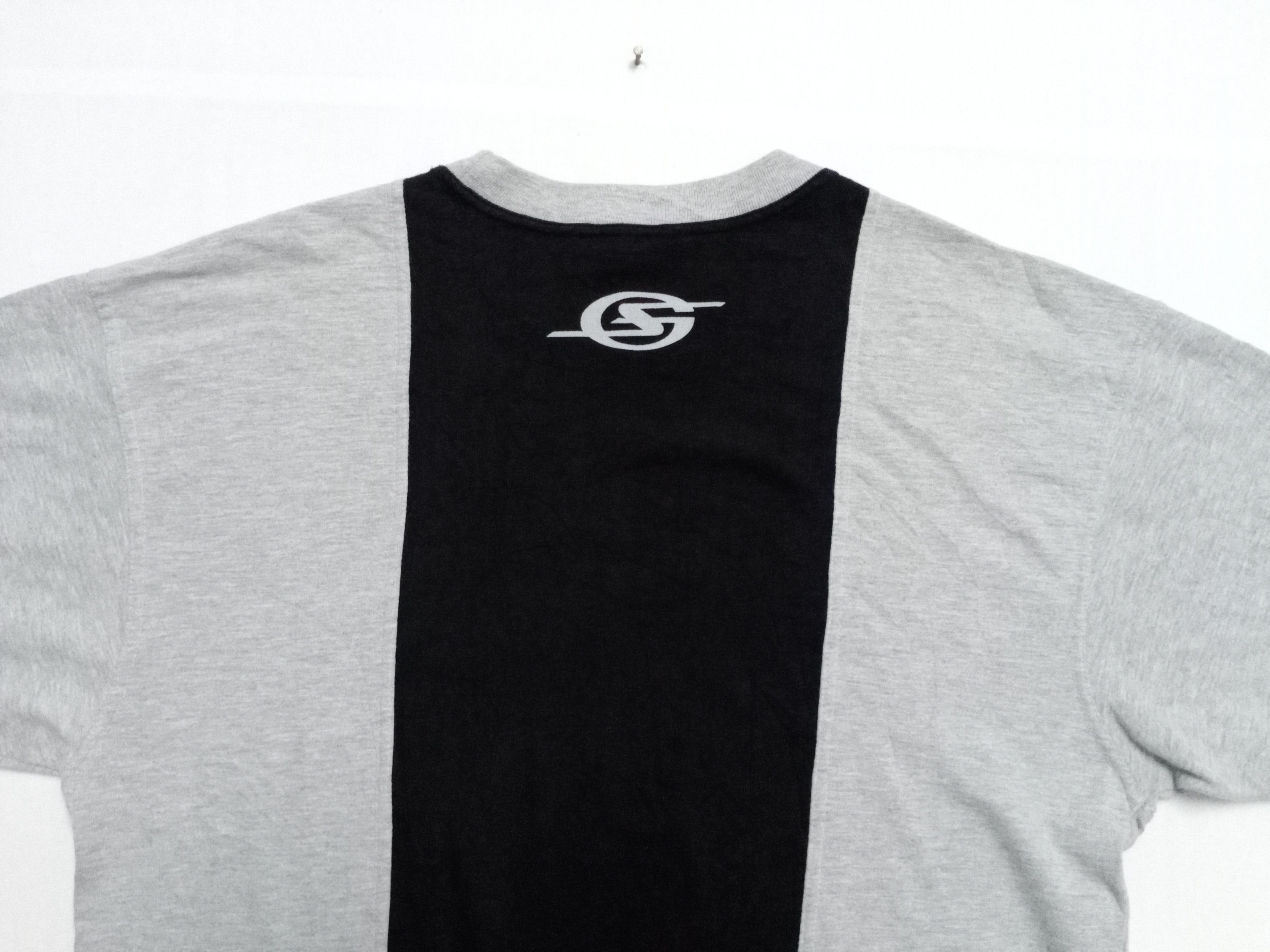 Guess × Vintage Vintage Guess Sport USA 1996 Big Logo T-Shirt Size US L / EU 52-54 / 3 - 2 Thumbnail