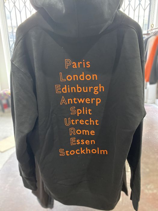 Pleasures europe best sale 92 hoodie