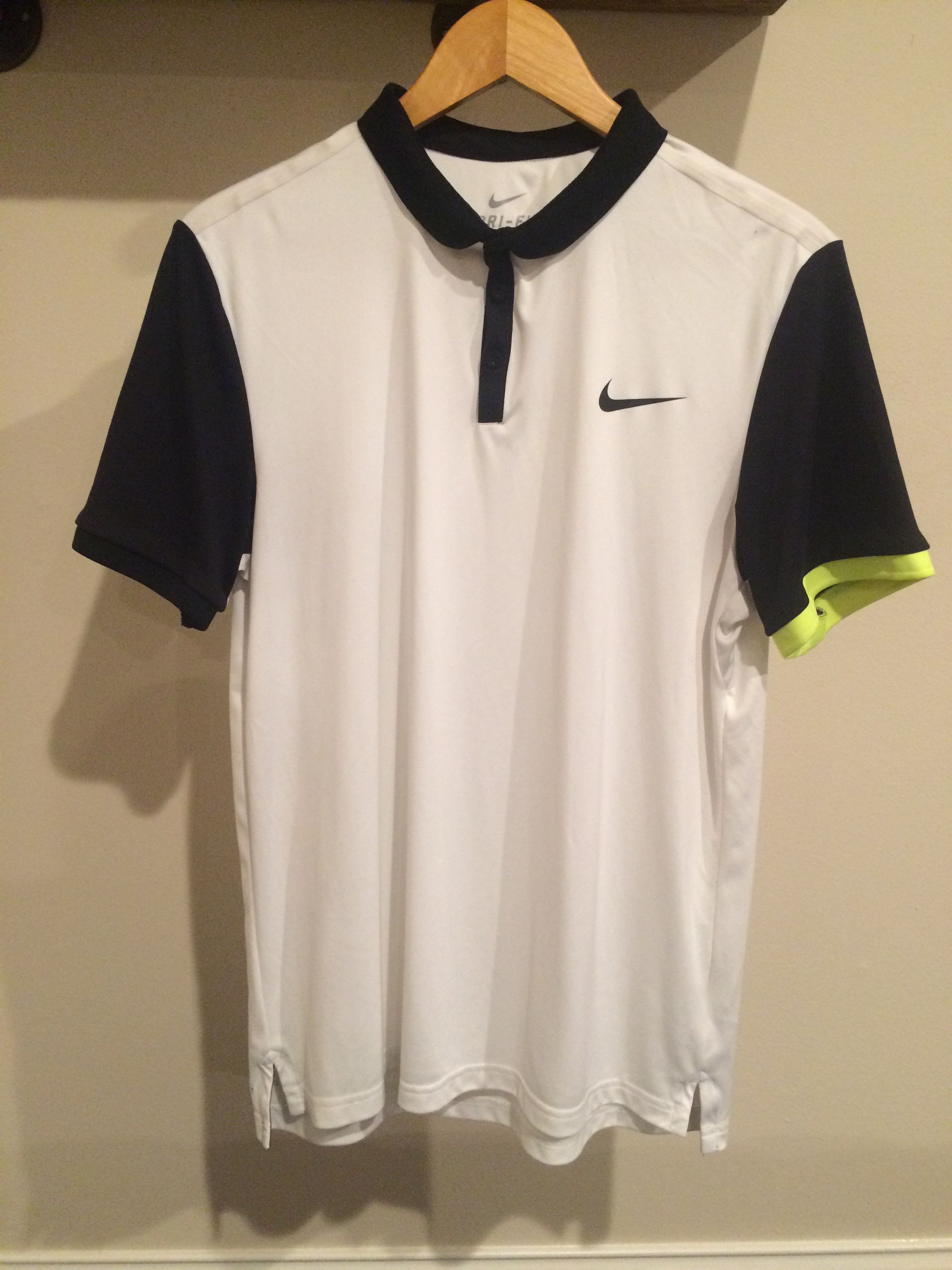 nike golf shirt without collar