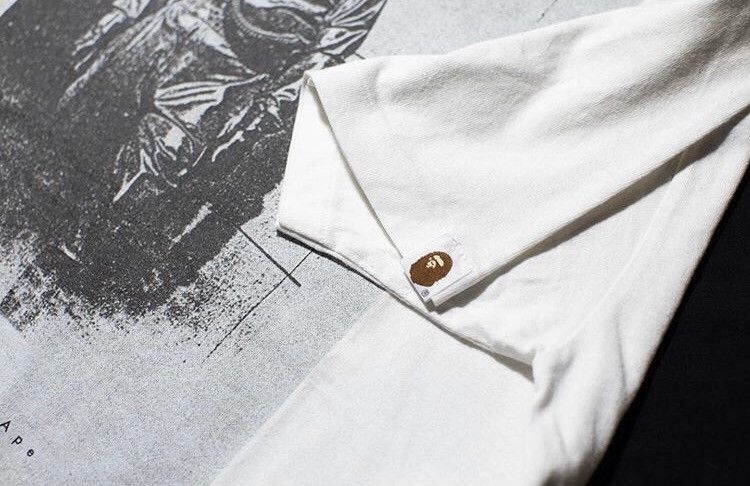 Bape × Wtaps bape x wtaps 2006”revolutionary warfare” tee size L Size US L / EU 52-54 / 3 - 3 Thumbnail