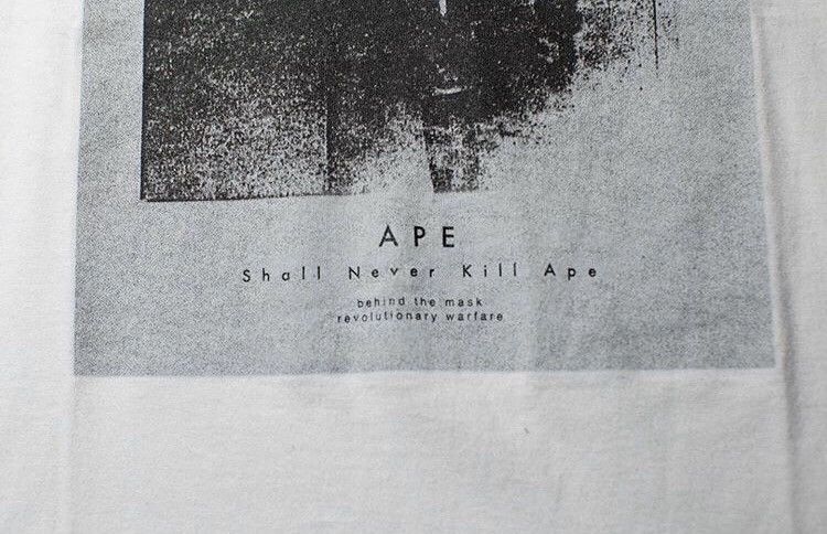 Bape × Wtaps bape x wtaps 2006”revolutionary warfare” tee size L Size US L / EU 52-54 / 3 - 2 Thumbnail
