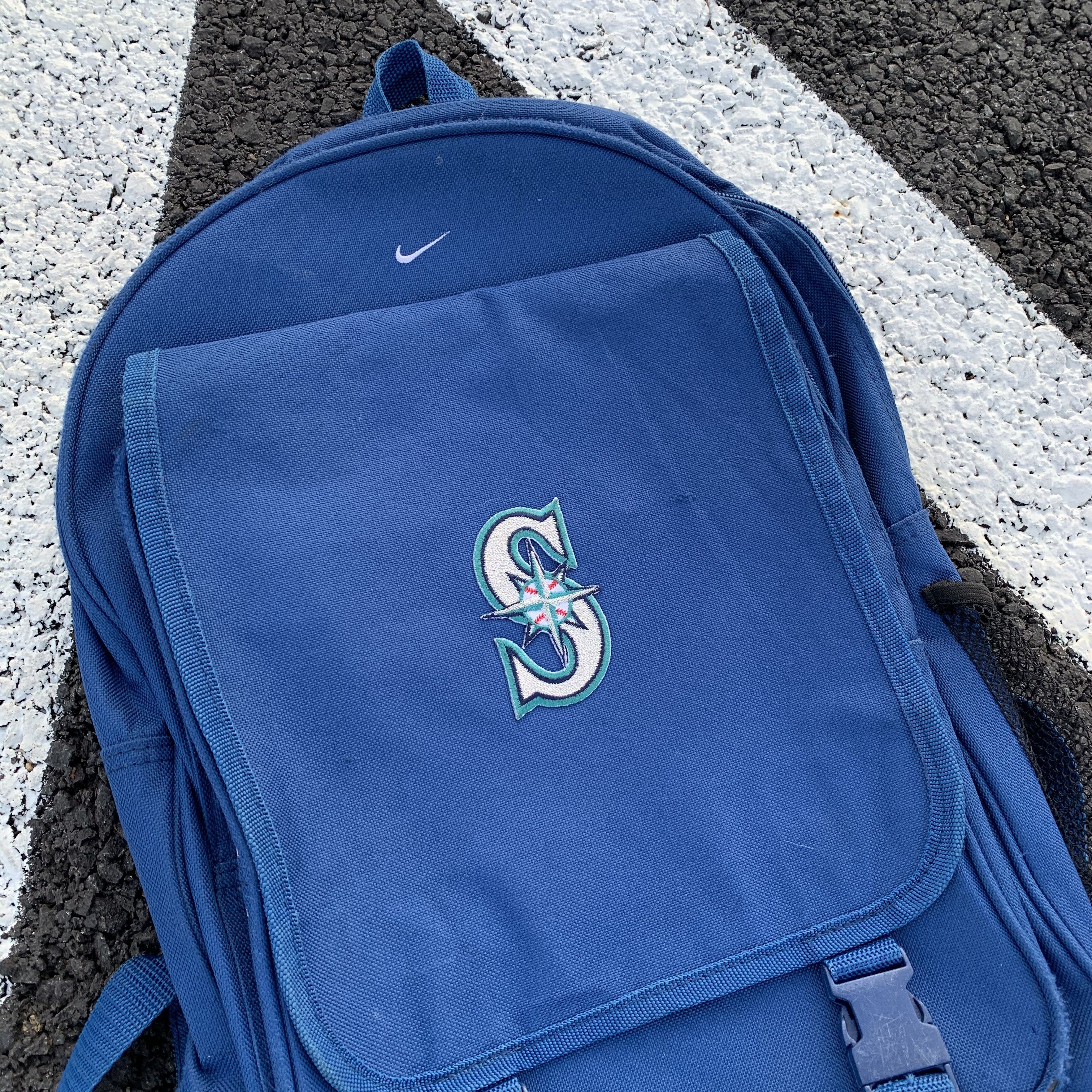 Nike 🚨FINAL SALE🚨 2000s Nike Seattle Mariners Swoosh Backpack Bag | Grailed