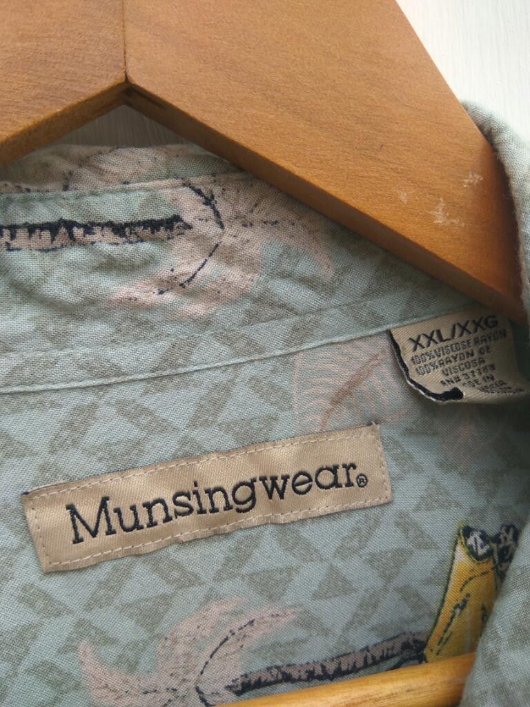 Vintage Munsing Wear Hawaiian shirt button Up 100% rayon surf Size US XXL / EU 58 / 5 - 4 Thumbnail