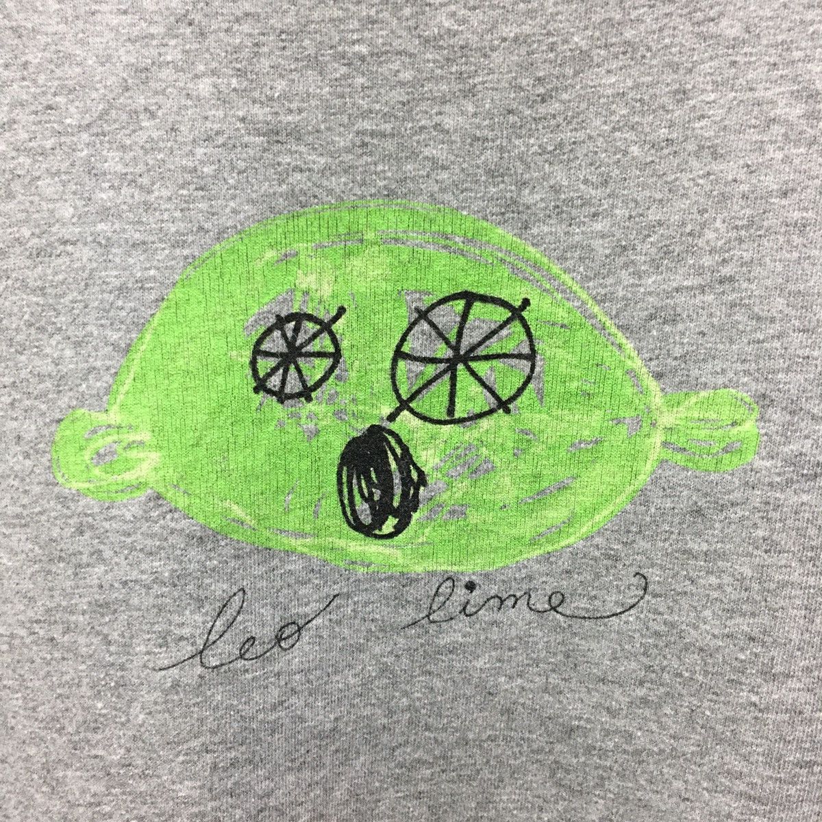 Uniqlo Vintage Uniqlo Leo Lime T-shirt Size US L / EU 52-54 / 3 - 5 Thumbnail