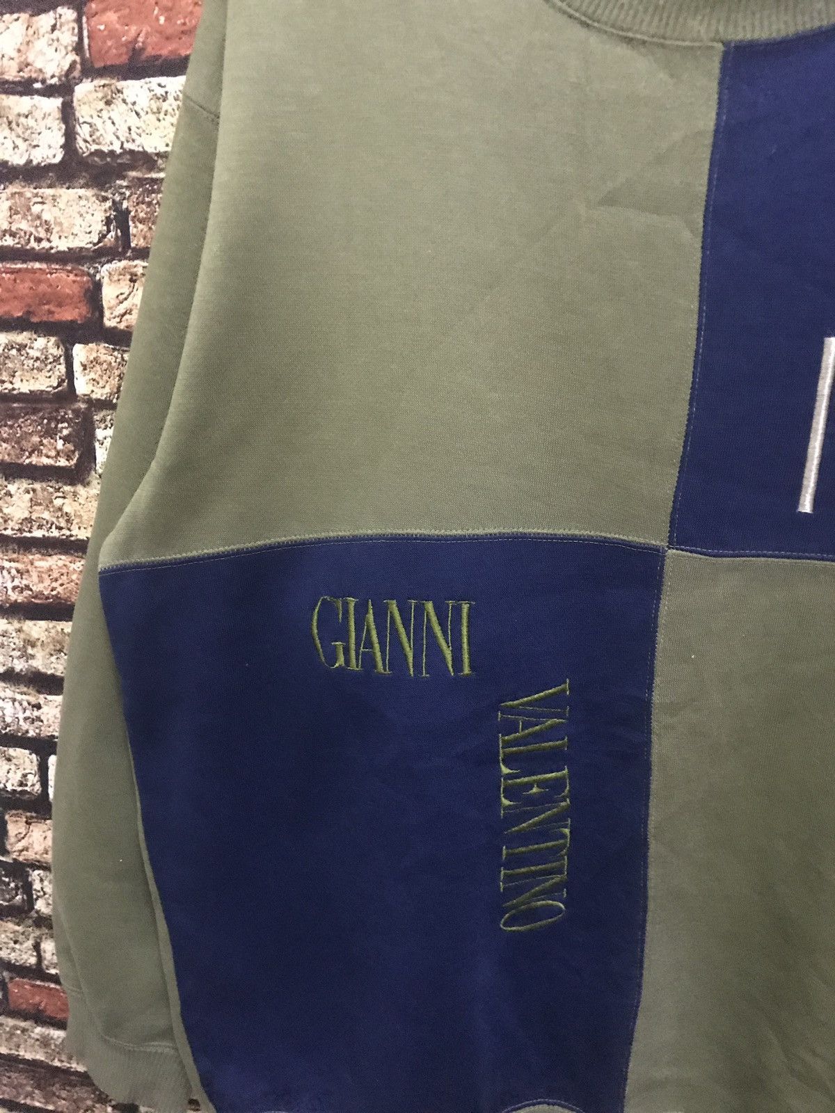 Gianni Valentino × Giovanni Valentino × Valentino Gianni Valentino Sweatshirt Jumper Spellout Logo Designer Size US M / EU 48-50 / 2 - 5 Thumbnail