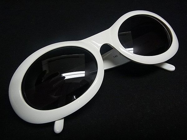 Gucci GG2400 White Oval GG Logo Kurt Cobain Sunglasses