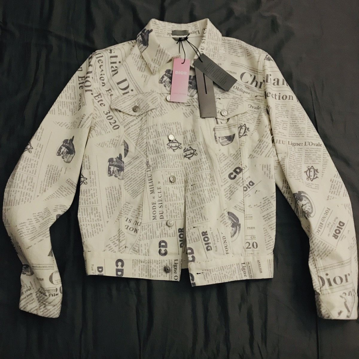 Daniel Arsham × Dior Newspaper prints Jacket | Grailed Daniel Arsham × Dior Newspaper prints Jacket | Grailed