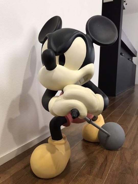 NUMBER (N)INE×MICKEY MOUSE『9周年限定特大フィギュア』 - メルカリ