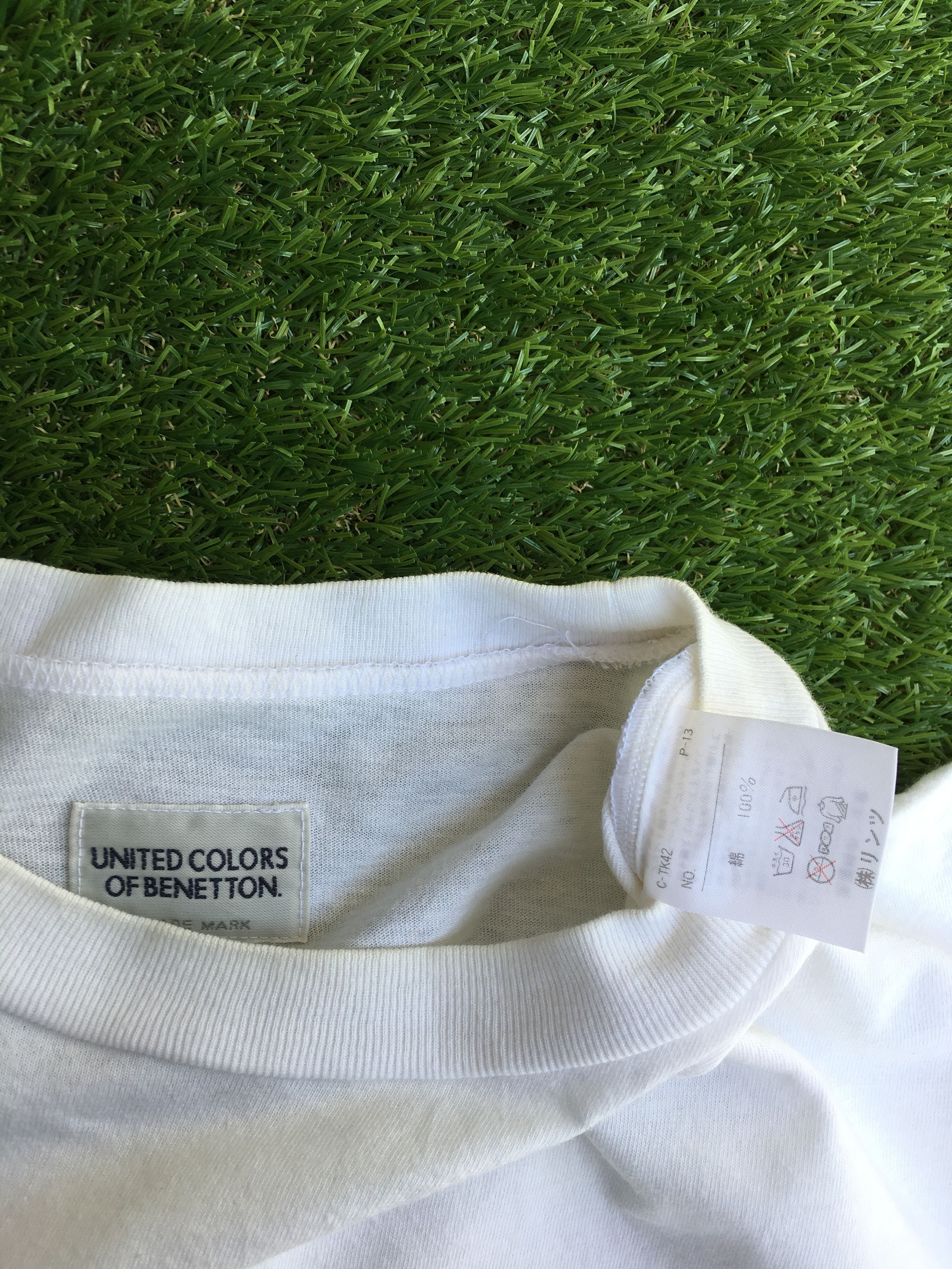 Benetton Vtg 90s United Colors Of Benetton tshirt spellout big logo Size US L / EU 52-54 / 3 - 10 Thumbnail