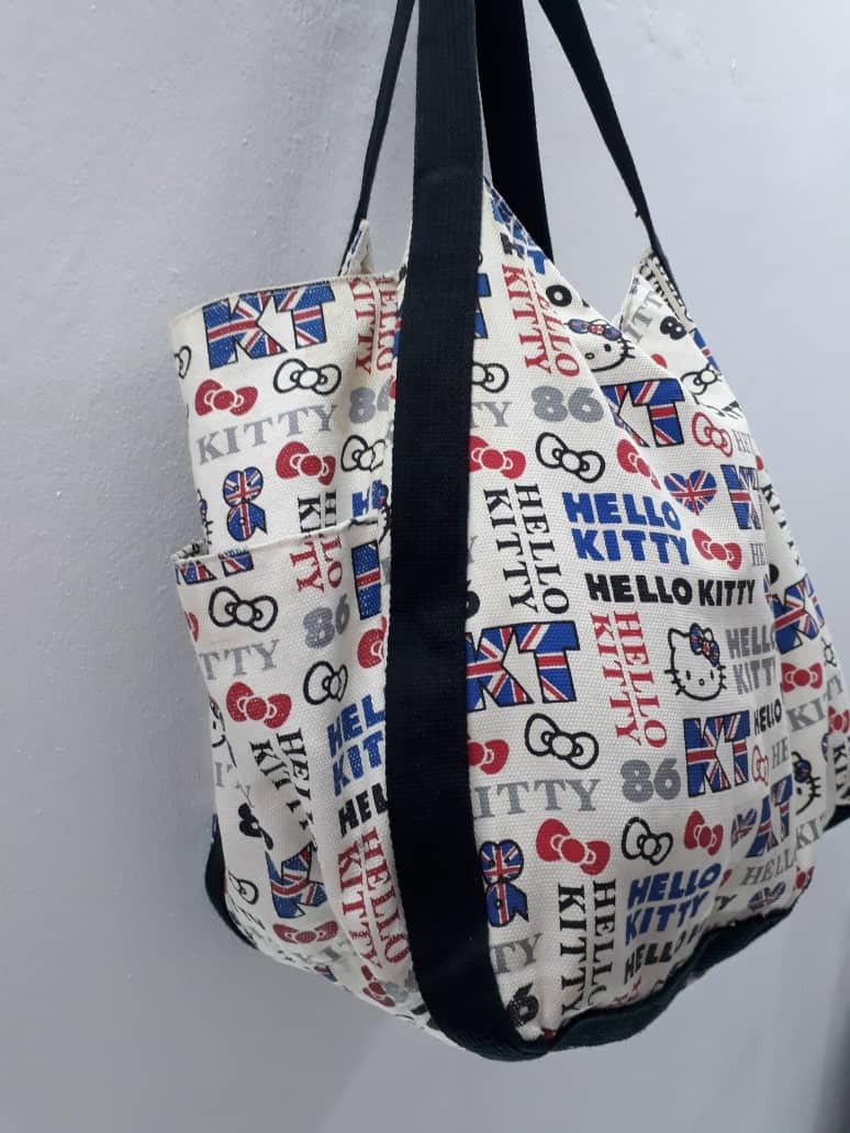 Japanese Brand HELLO KITTY Tote Bags Size ONE SIZE - 5 Thumbnail
