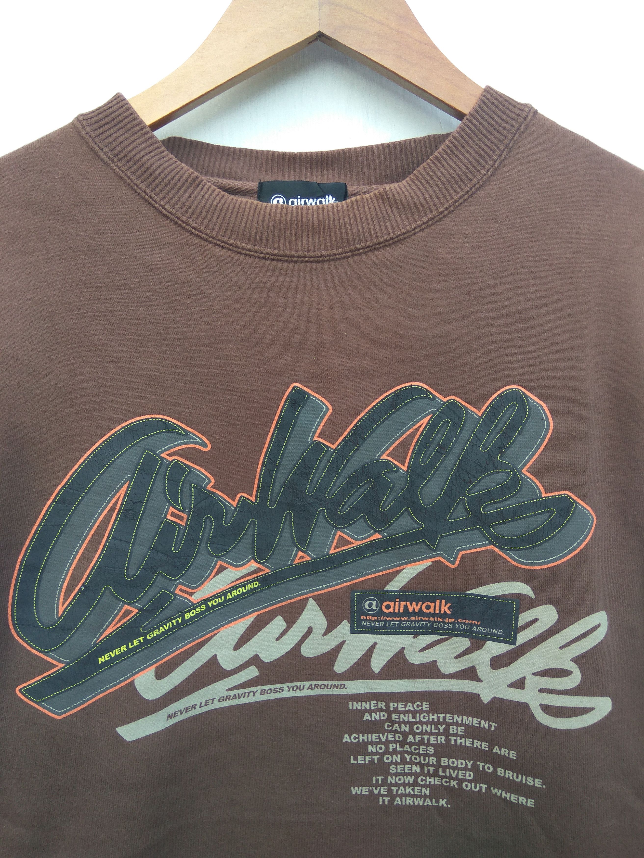 Airwalk Vintage Airwalk sweatshirt streetwear Size US L / EU 52-54 / 3 - 3 Thumbnail