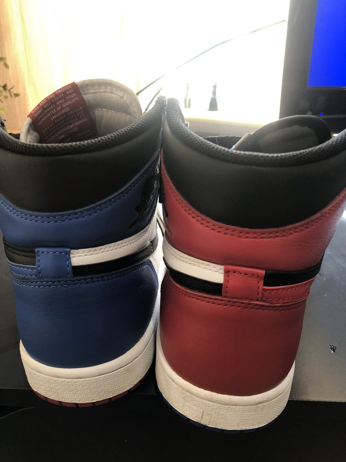 Jordan Brand Air Jordan 1 Retro High OG Top 3 2016 Size US 8 / EU 41 - 2 Thumbnail